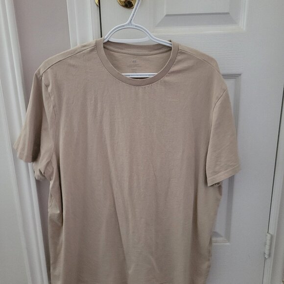 H&M Plain Tan/Beige T-shirt - Picture 1 of 4